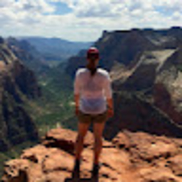 Meet your Posher, Kim - Picture 1 of 1